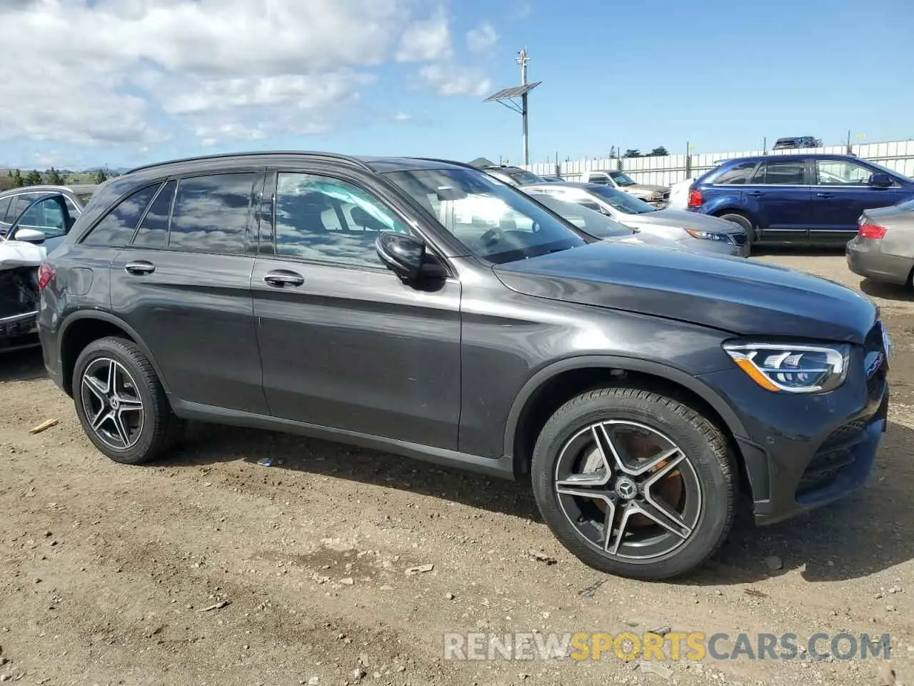 4 Photograph of a damaged car W1N0G8EB6NV346092 MERCEDES-BENZ GLC-CLASS 2022