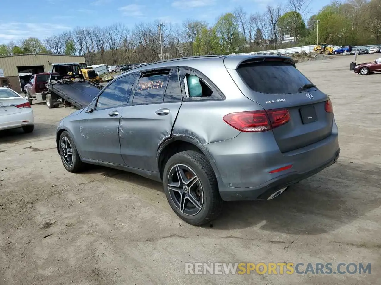 2 Photograph of a damaged car W1N0G8EB8NG035560 MERCEDES-BENZ GLC-CLASS 2022
