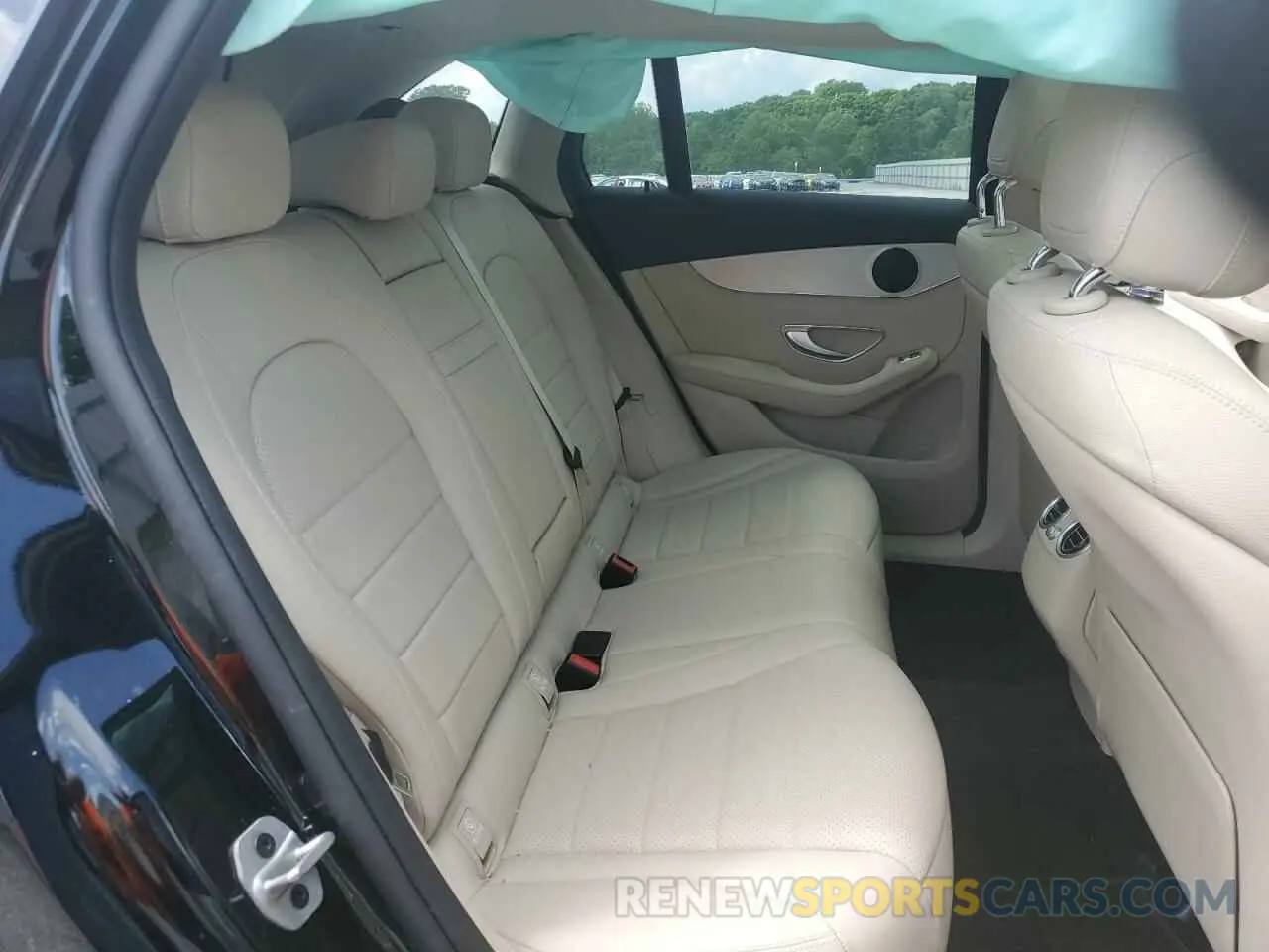 11 Photograph of a damaged car W1N0G8EBXNV398762 MERCEDES-BENZ GLC-CLASS 2022