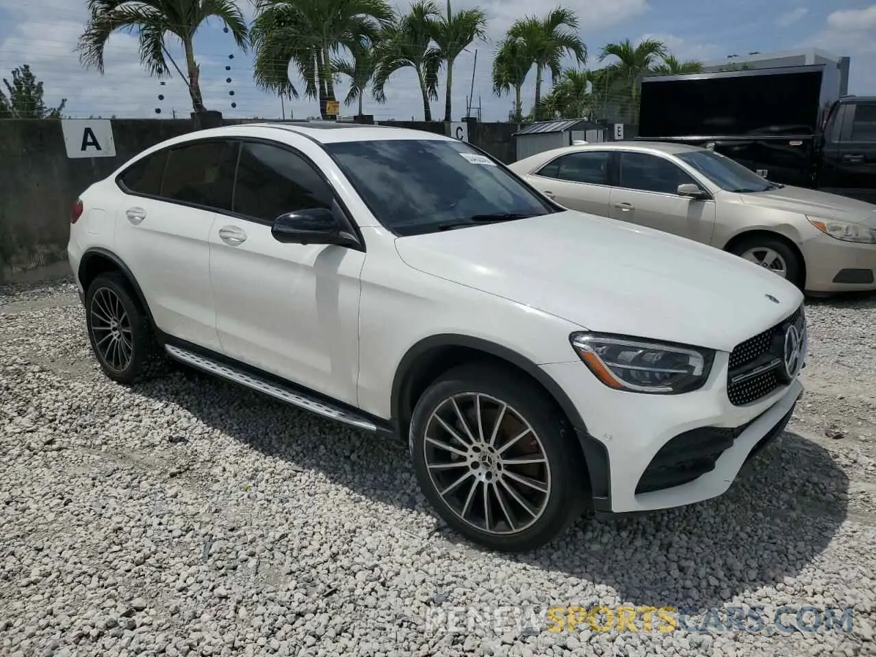 4 Фотография поврежденного автомобиля W1N0J8EB2NG056213 MERCEDES-BENZ GLC-CLASS 2022
