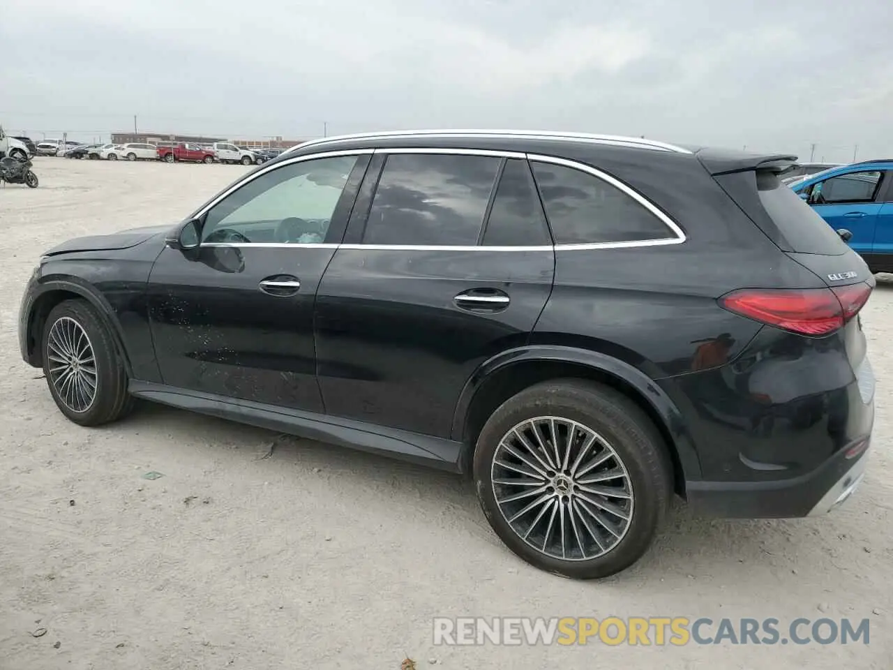 2 Photograph of a damaged car W1NKM4GB5PF041364 MERCEDES-BENZ GLC-CLASS 2023