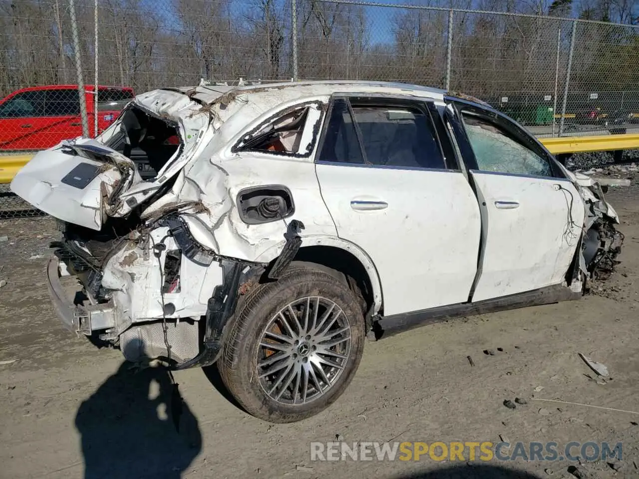 3 Photograph of a damaged car W1NKM4HB4PU021035 MERCEDES-BENZ GLC-CLASS 2023