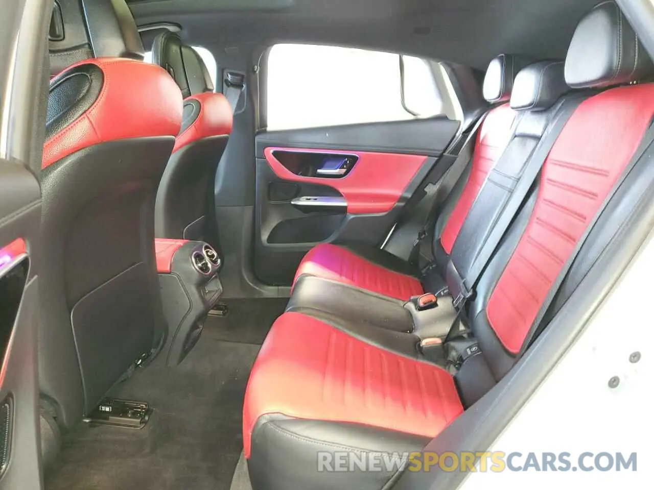 11 Photograph of a damaged car W1NKJ4HB2RF169197 MERCEDES-BENZ GLC-CLASS 2024