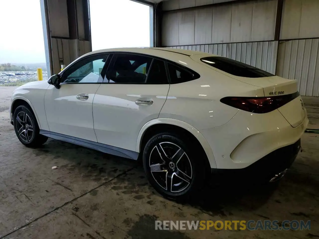 2 Photograph of a damaged car W1NKJ4HB2RF169197 MERCEDES-BENZ GLC-CLASS 2024
