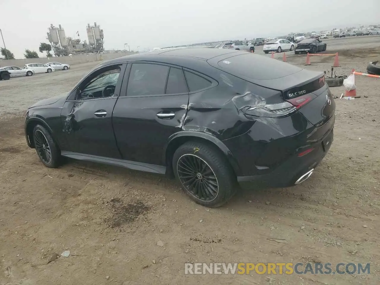 2 Фотография поврежденного автомобиля W1NKJ4HB9RF167074 MERCEDES-BENZ GLC-CLASS 2024