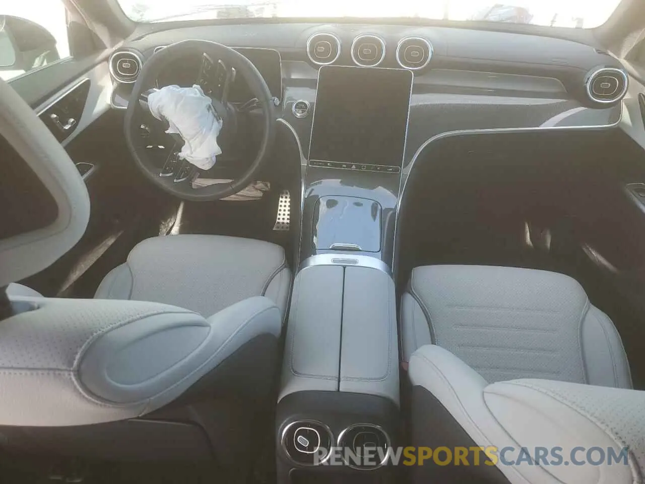 8 Photograph of a damaged car W1NKJ4HBXRF128526 MERCEDES-BENZ GLC-CLASS 2024