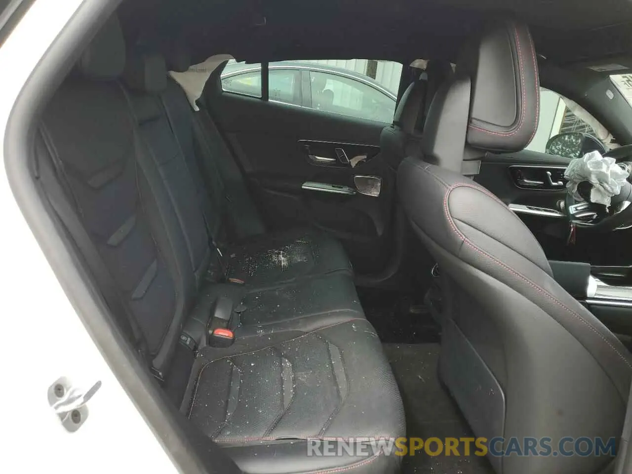 10 Фотография поврежденного автомобиля W1NKJ8HB6RF185183 MERCEDES-BENZ GLC-CLASS 2024