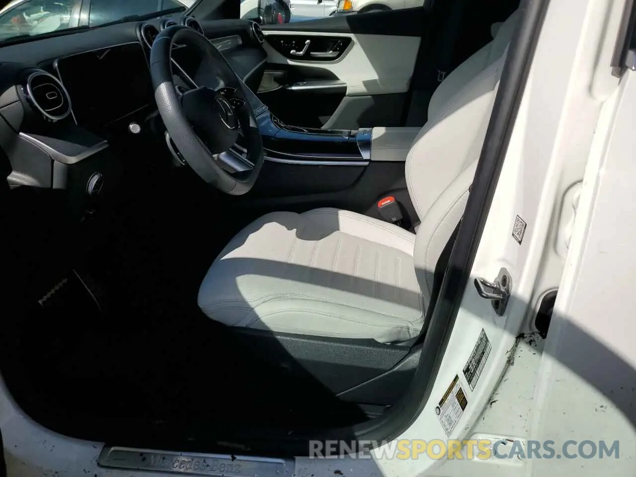 7 Фотография поврежденного автомобиля W1NKM4GB2RF172836 MERCEDES-BENZ GLC-CLASS 2024