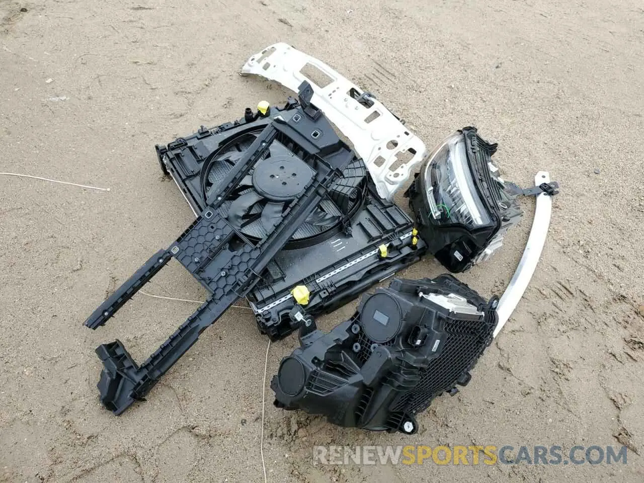 13 Photograph of a damaged car W1NKM4GB3RF225589 MERCEDES-BENZ GLC-CLASS 2024