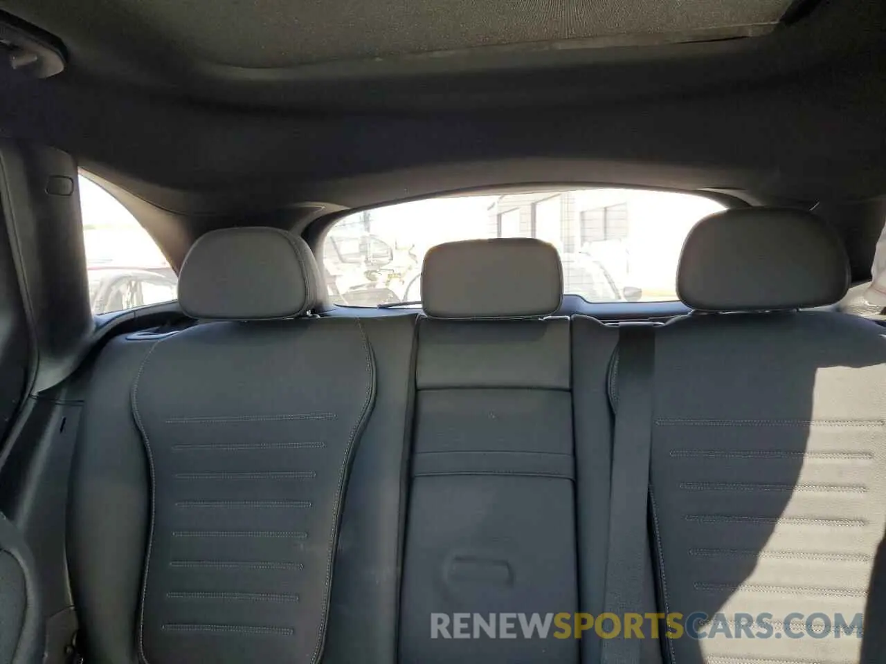 10 Фотография поврежденного автомобиля W1NKM4GB5RF166044 MERCEDES-BENZ GLC-CLASS 2024