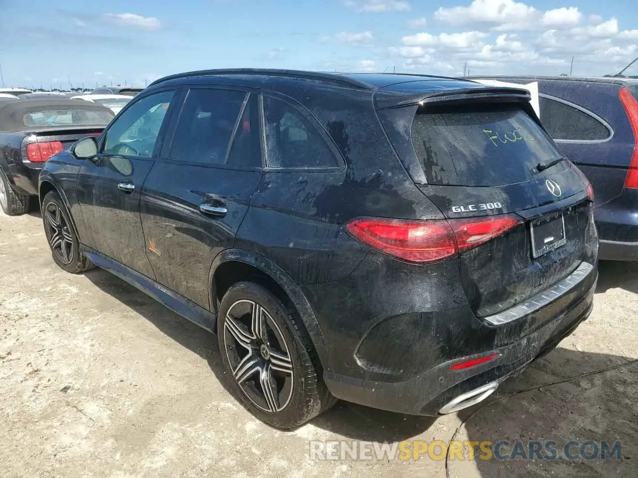 2 Photograph of a damaged car W1NKM4GB7RF077169 MERCEDES-BENZ GLC-CLASS 2024