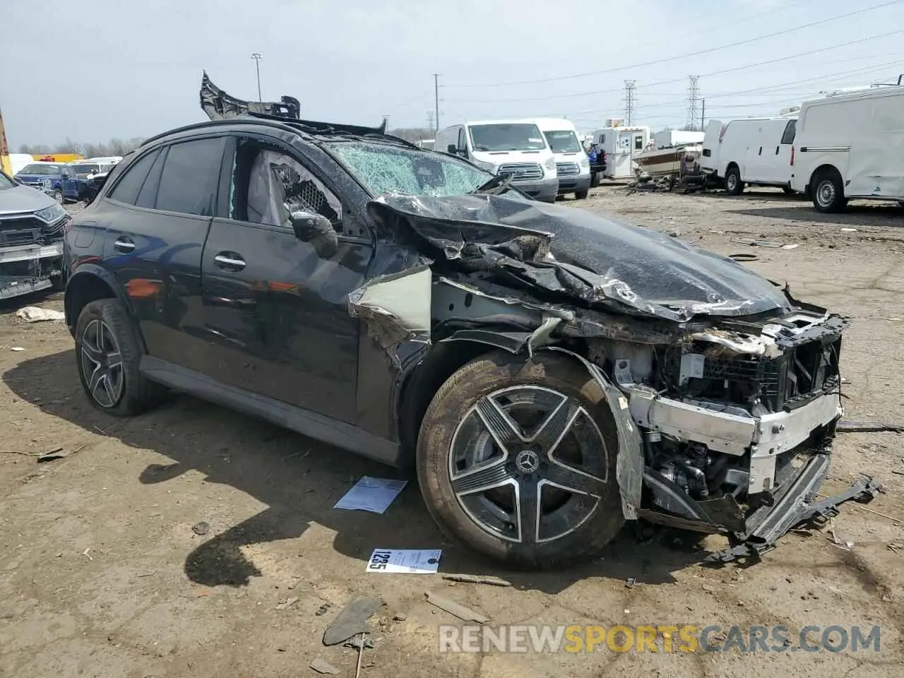 4 Фотография поврежденного автомобиля W1NKM4HB1RF145982 MERCEDES-BENZ GLC-CLASS 2024