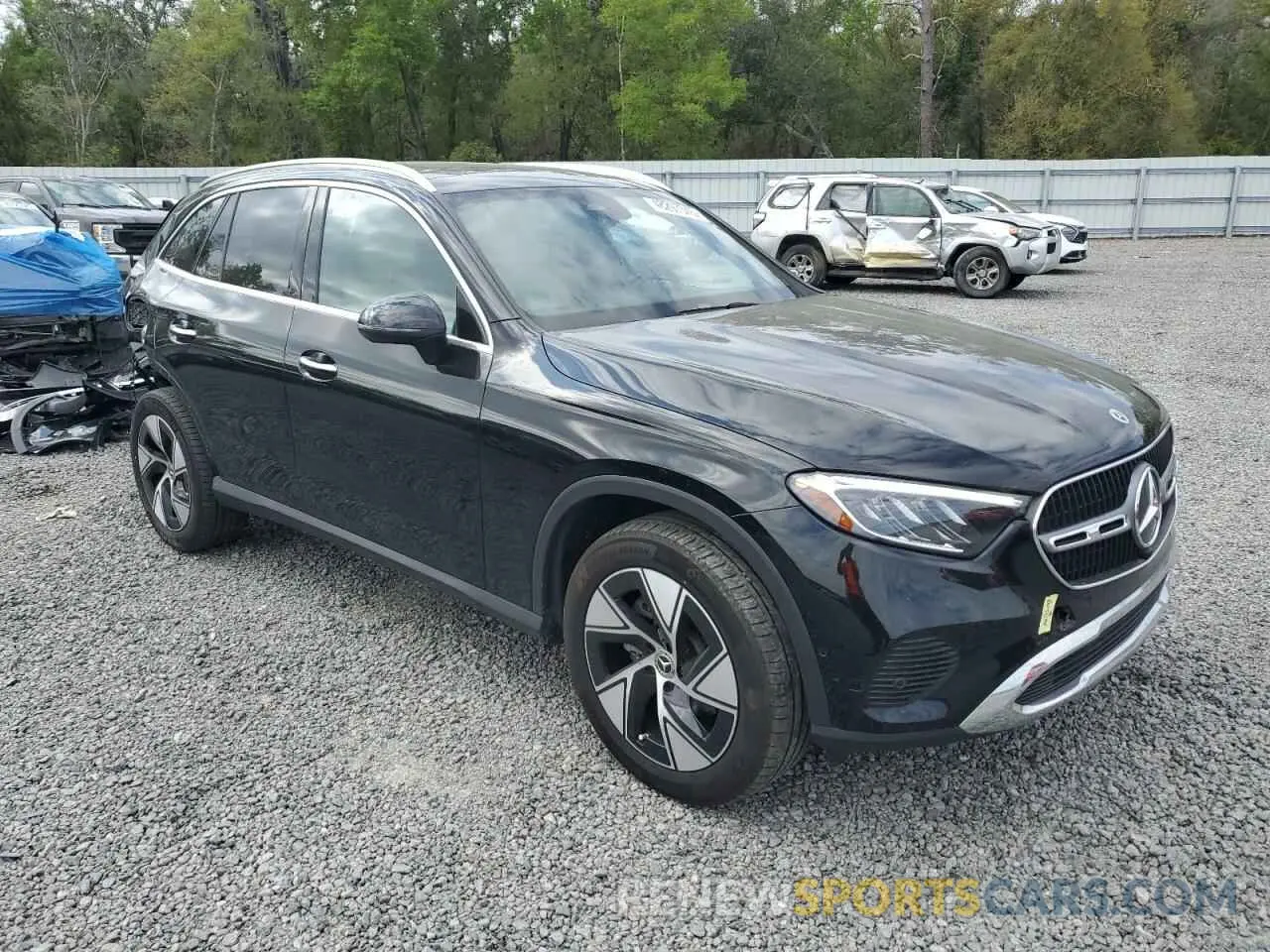 4 Photograph of a damaged car W1NKM4HB4RF089939 MERCEDES-BENZ GLC-CLASS 2024