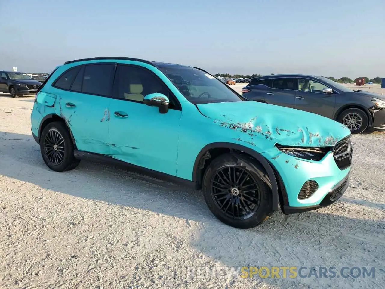 4 Photograph of a damaged car W1NKM4HB7RF090728 MERCEDES-BENZ GLC-CLASS 2024