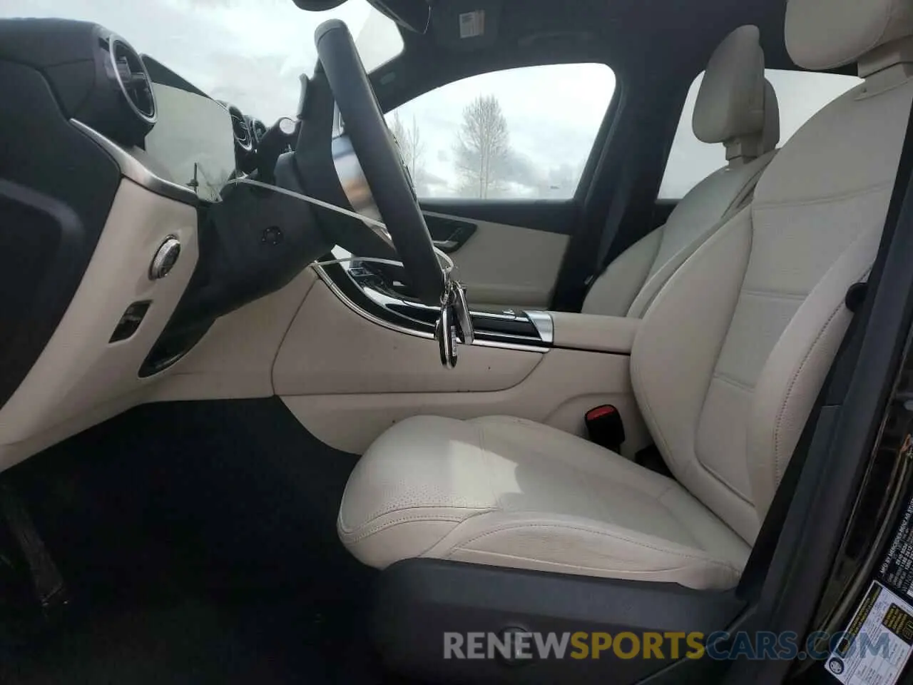 7 Фотография поврежденного автомобиля W1NKM4HB9RU042823 MERCEDES-BENZ GLC-CLASS 2024