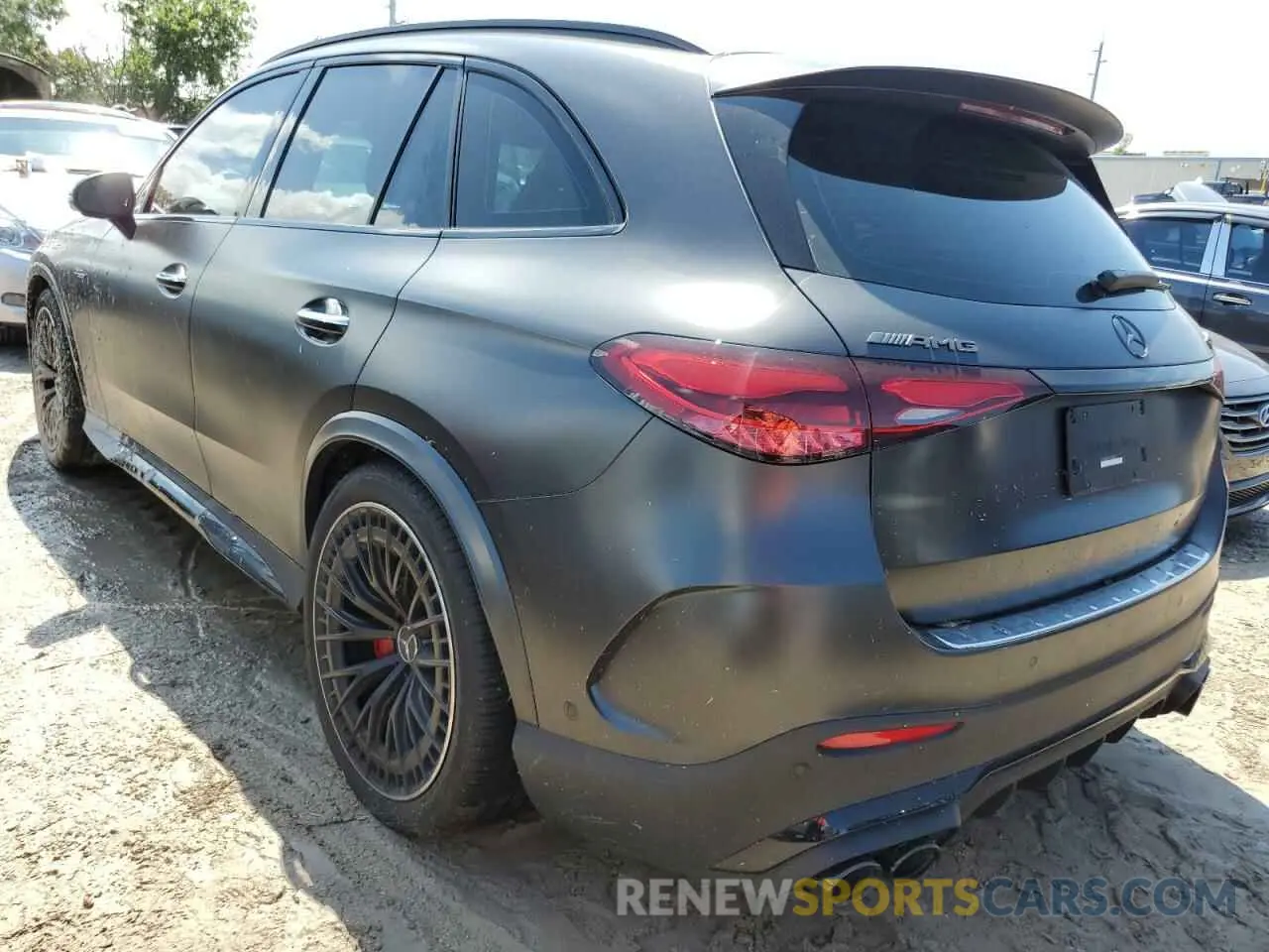 2 Photograph of a damaged car W1NKM8HB1RF206674 MERCEDES-BENZ GLC-CLASS 2024