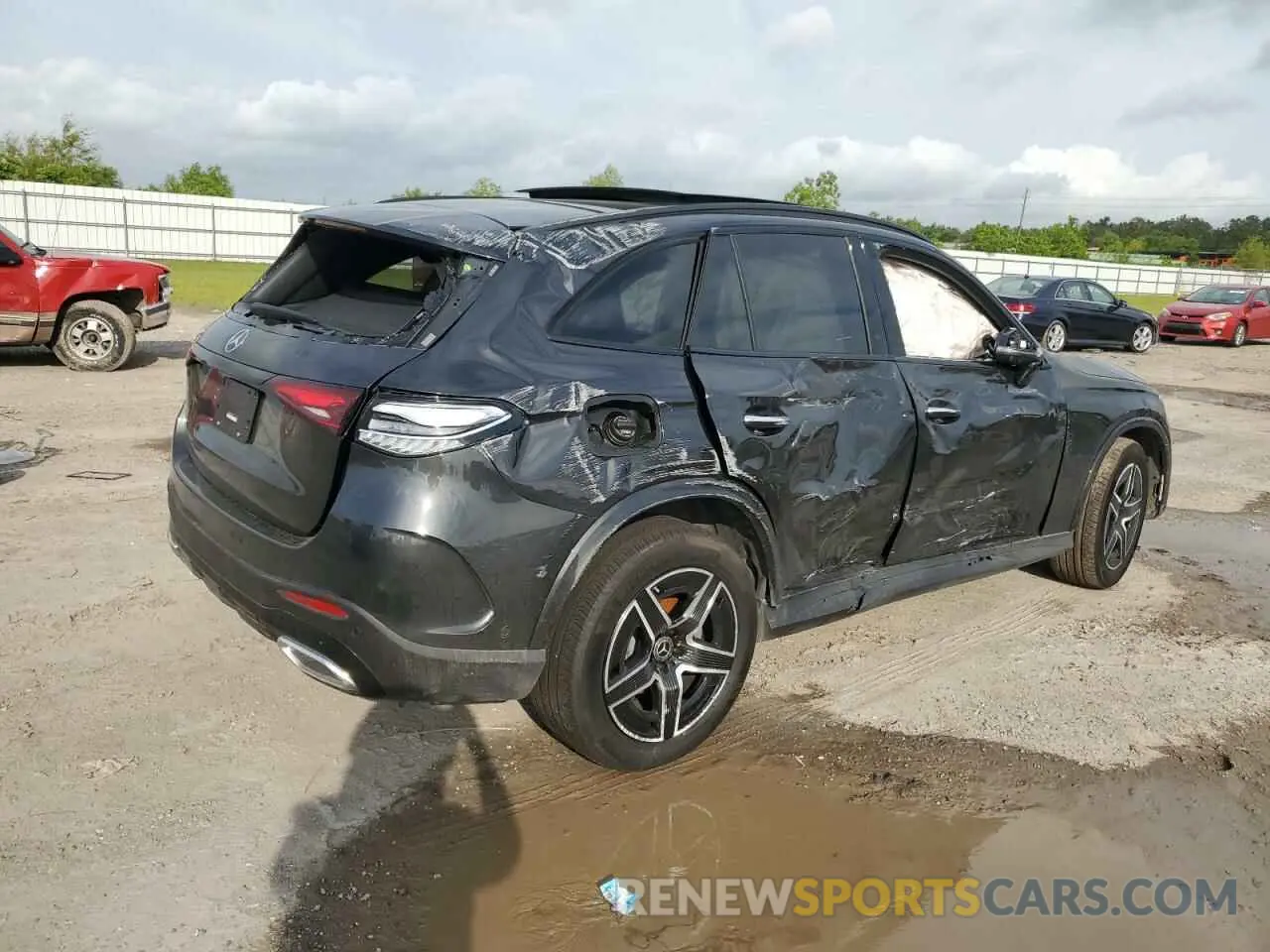 3 Photograph of a damaged car W1NKM4GB2SF237111 MERCEDES-BENZ GLC-CLASS 2025
