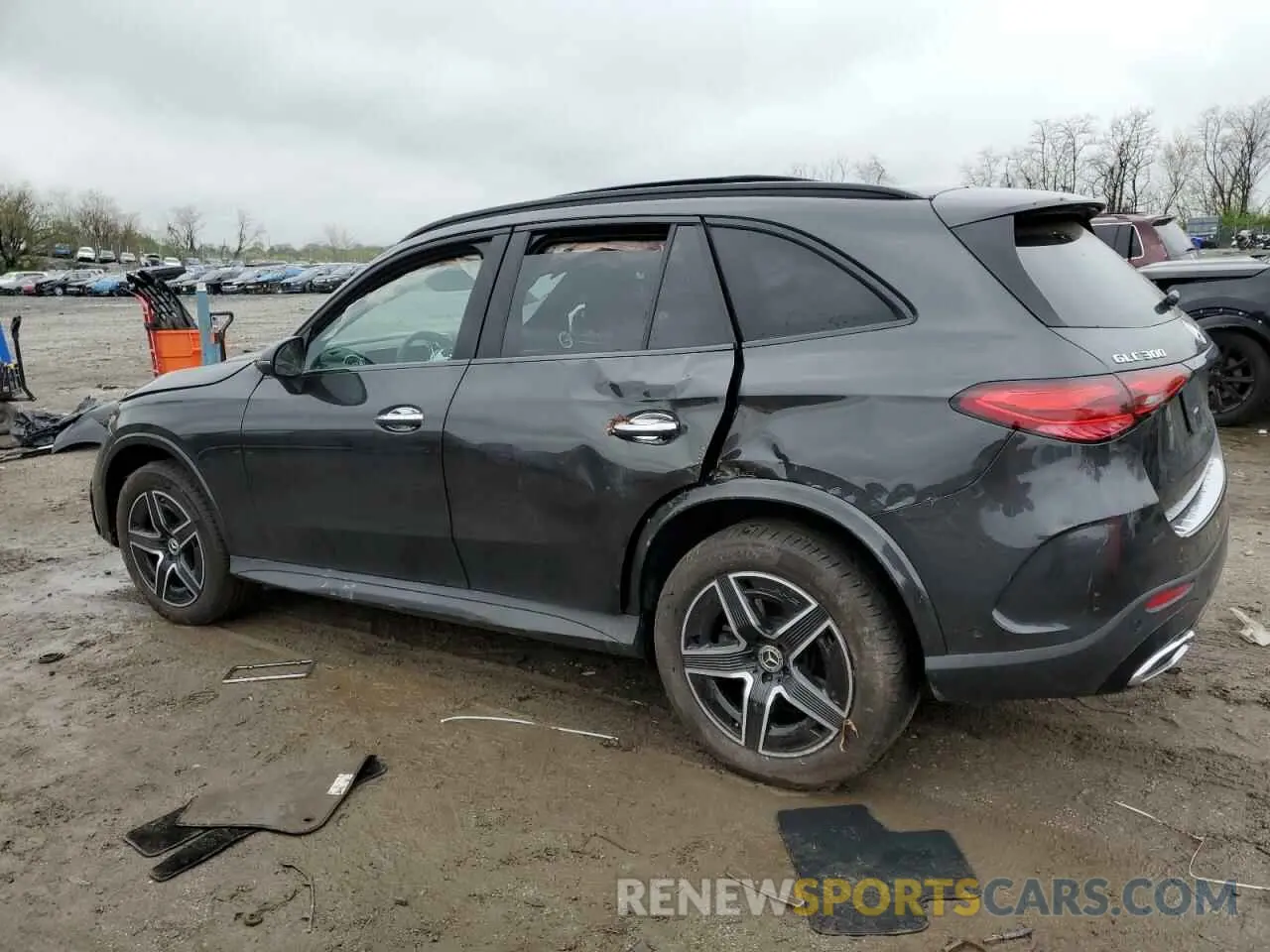 2 Photograph of a damaged car W1NKM4HB7SF260981 MERCEDES-BENZ GLC-CLASS 2025