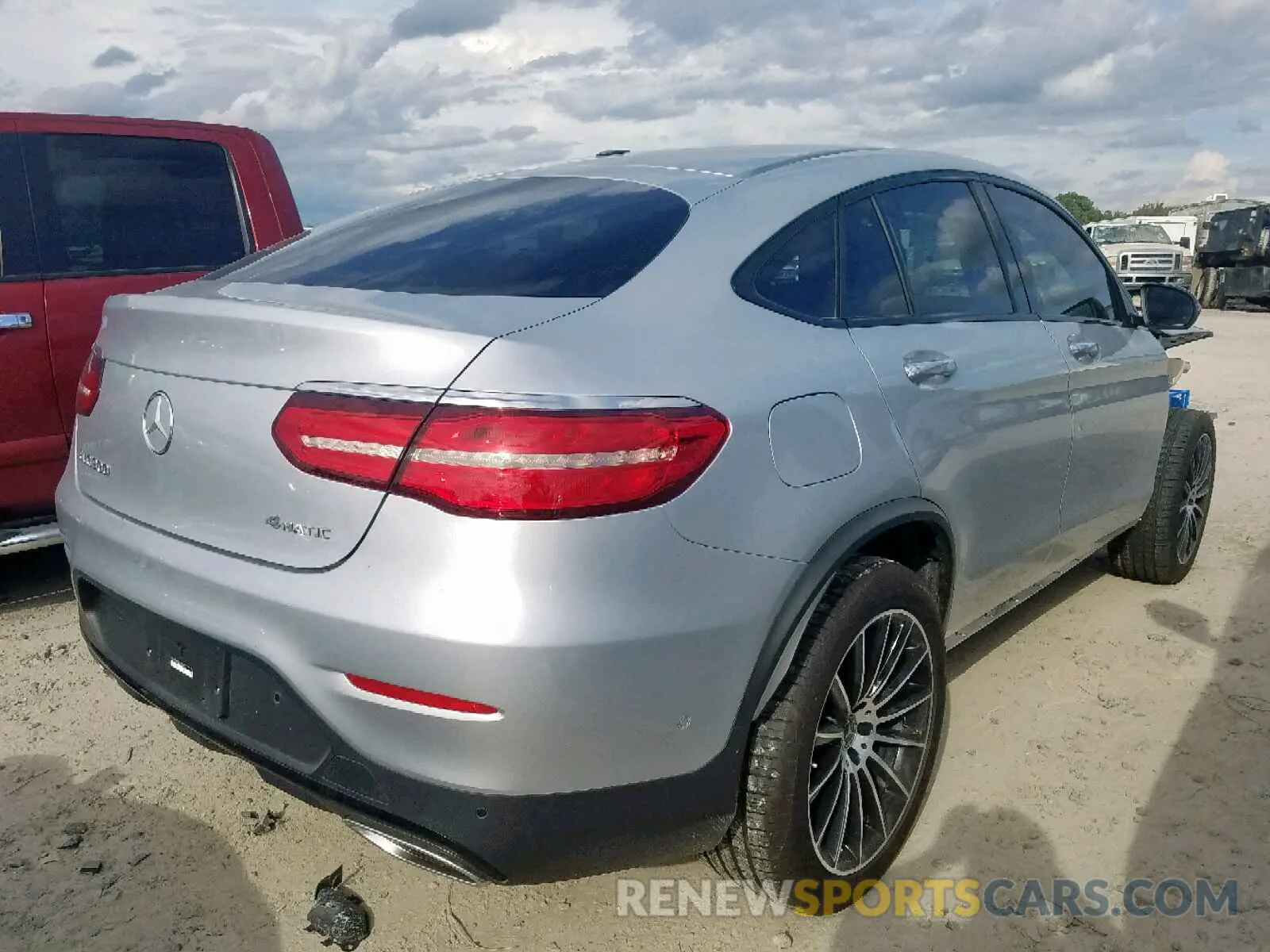 4 Photograph of a damaged car WDC0J4KB4KF590636 MERCEDES-BENZ GLC COUPE 2019