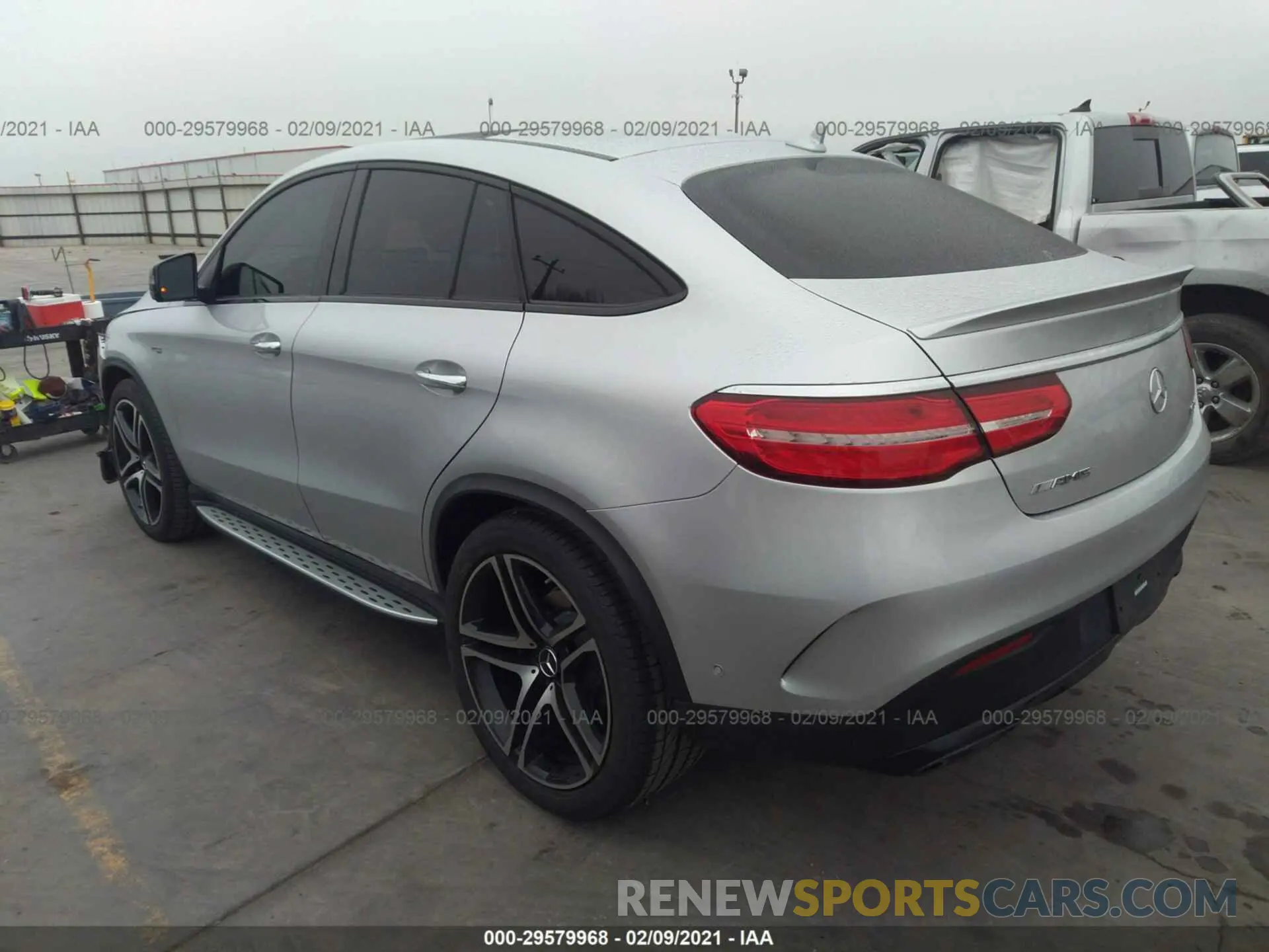 3 Photograph of a damaged car 4JGED6EB3KA151169 MERCEDES-BENZ GLE 2019