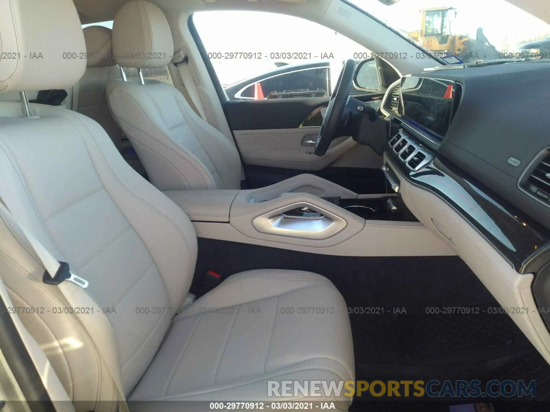 5 Photograph of a damaged car 4JGFB4JE7LA201331 MERCEDES-BENZ GLE 2020