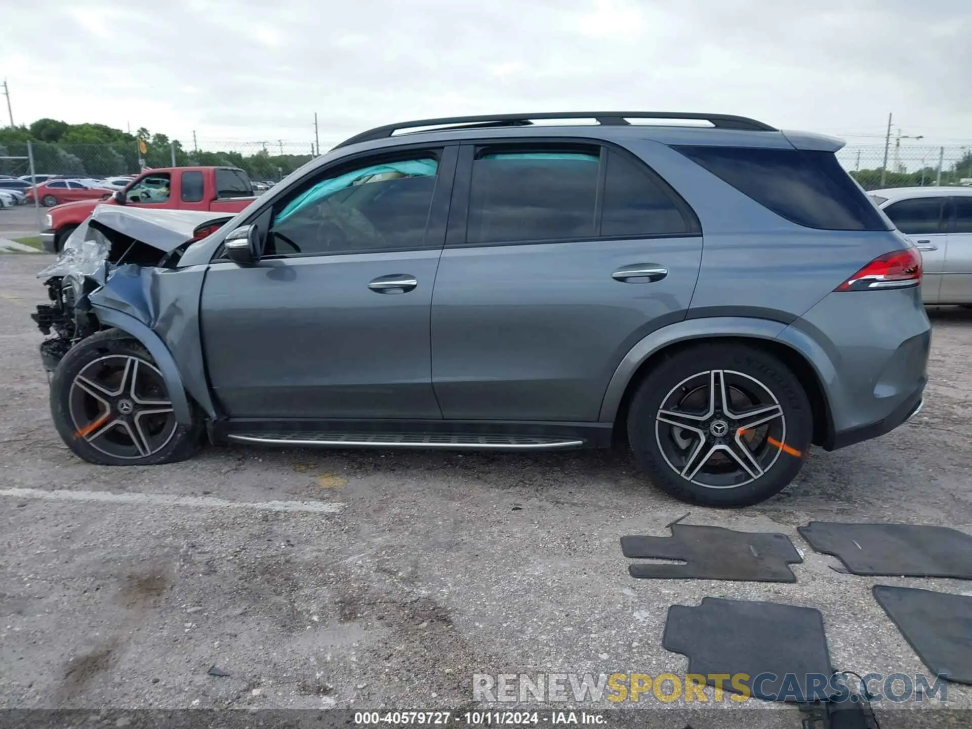 14 Photograph of a damaged car 4JGFB4KB9LA008019 MERCEDES-BENZ GLE 2020