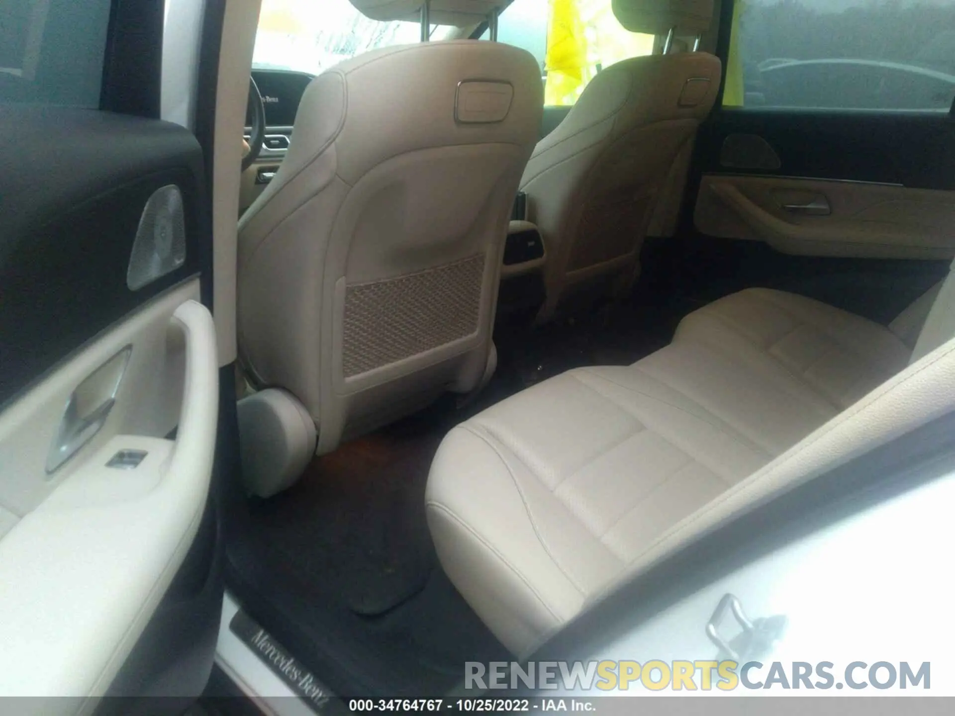 8 Photograph of a damaged car 4JGFB4KB9LA008232 MERCEDES-BENZ GLE 2020