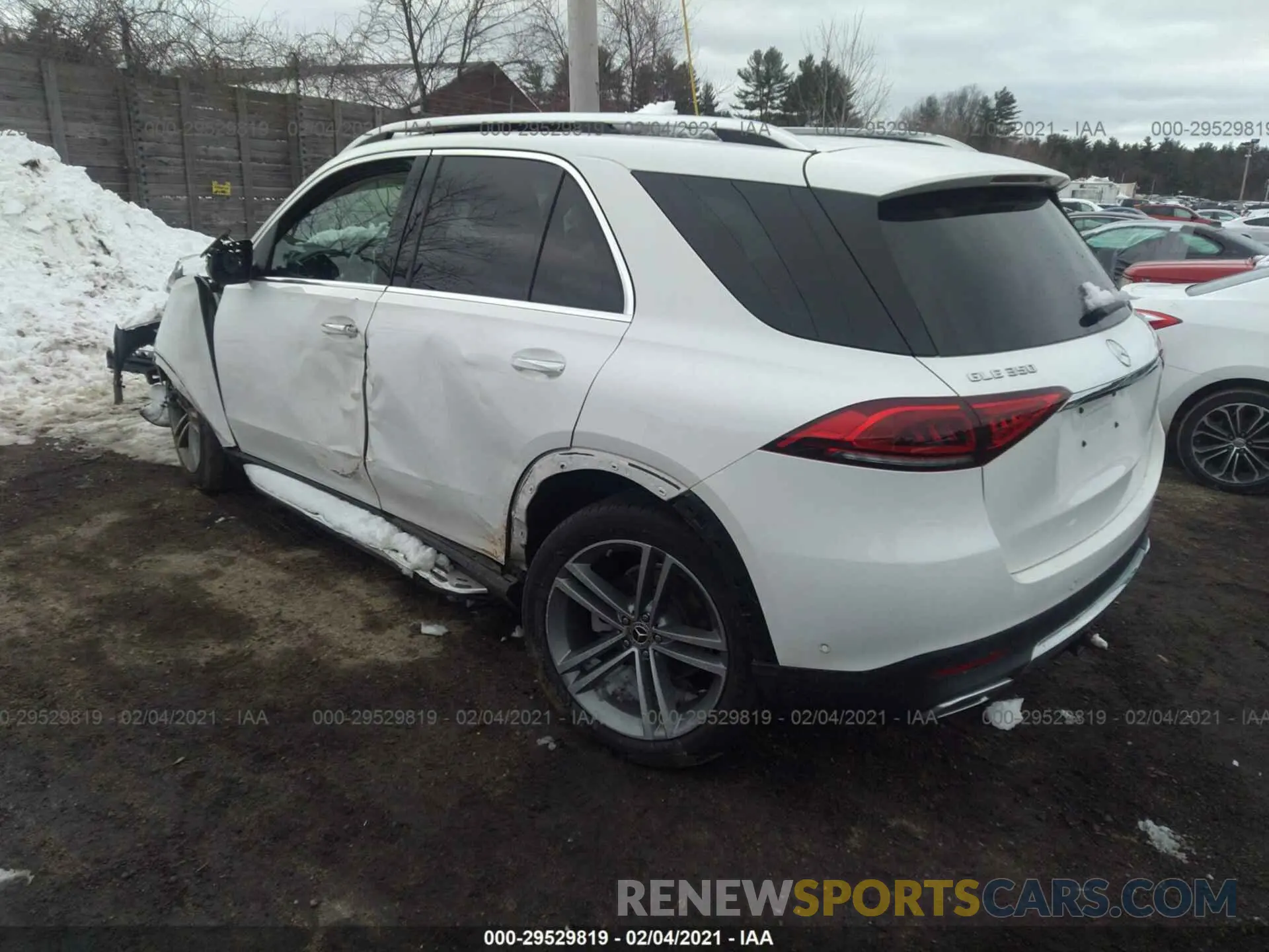 3 Photograph of a damaged car 4JGFB4KBXLA065247 MERCEDES-BENZ GLE 2020