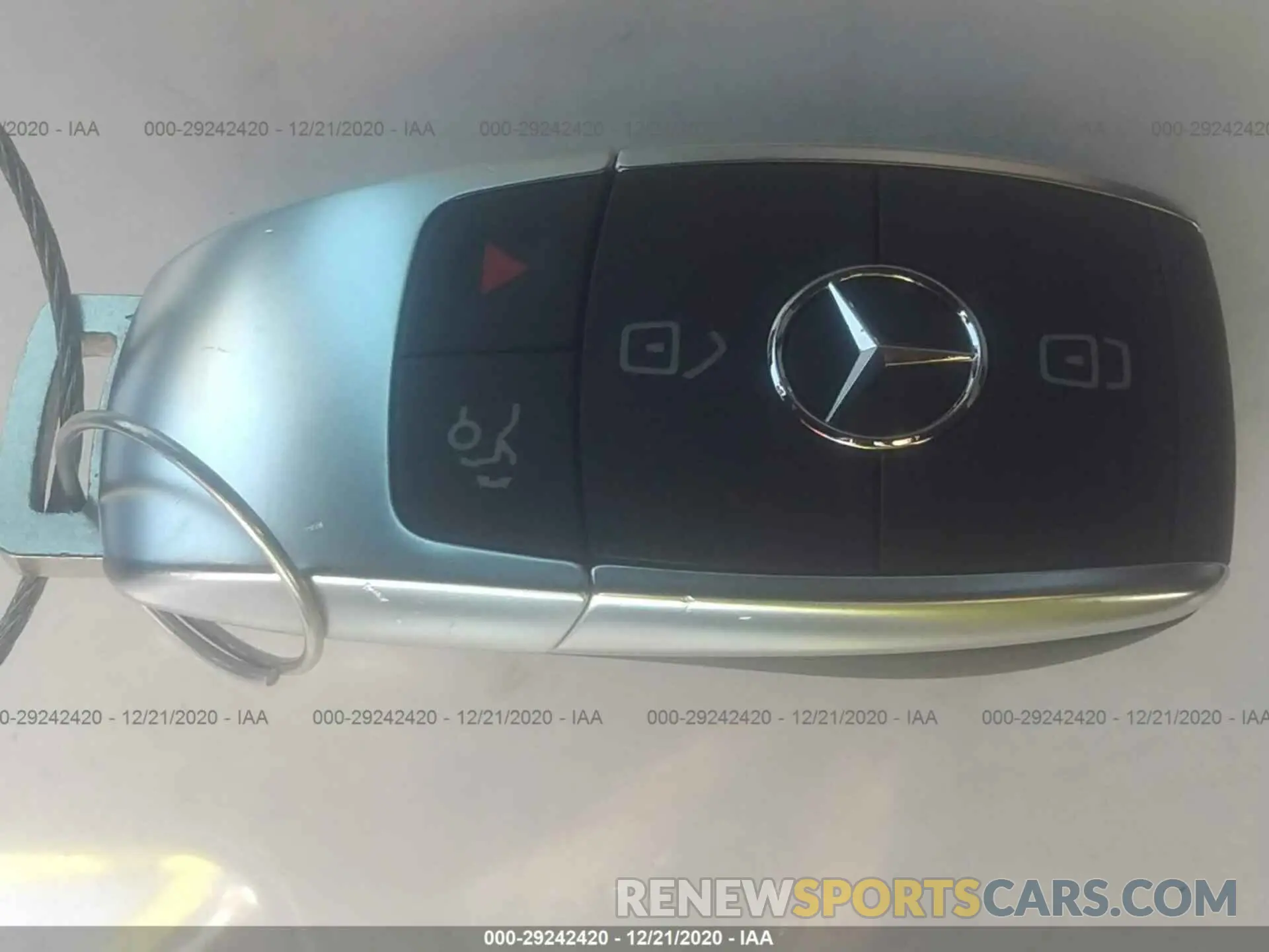 11 Photograph of a damaged car 4JGFB4KE4LA062855 MERCEDES-BENZ GLE 2020