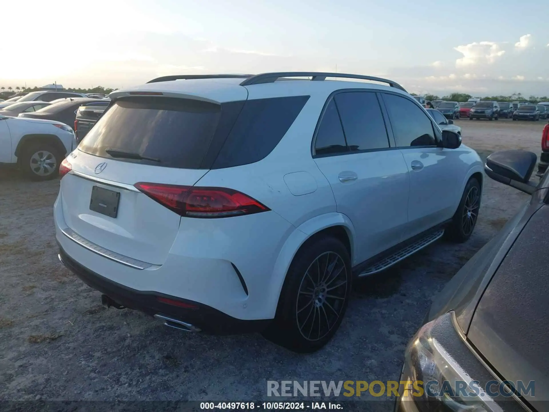 4 Фотография поврежденного автомобиля 4JGFB4JB7NA786789 MERCEDES-BENZ GLE 2022