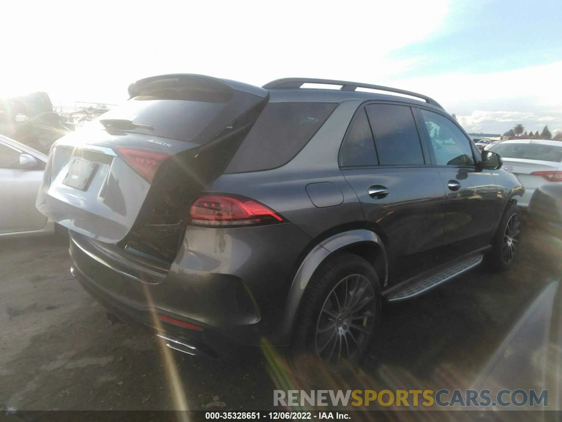 4 Photograph of a damaged car 4JGFB4KEXNA779988 MERCEDES-BENZ GLE 2022