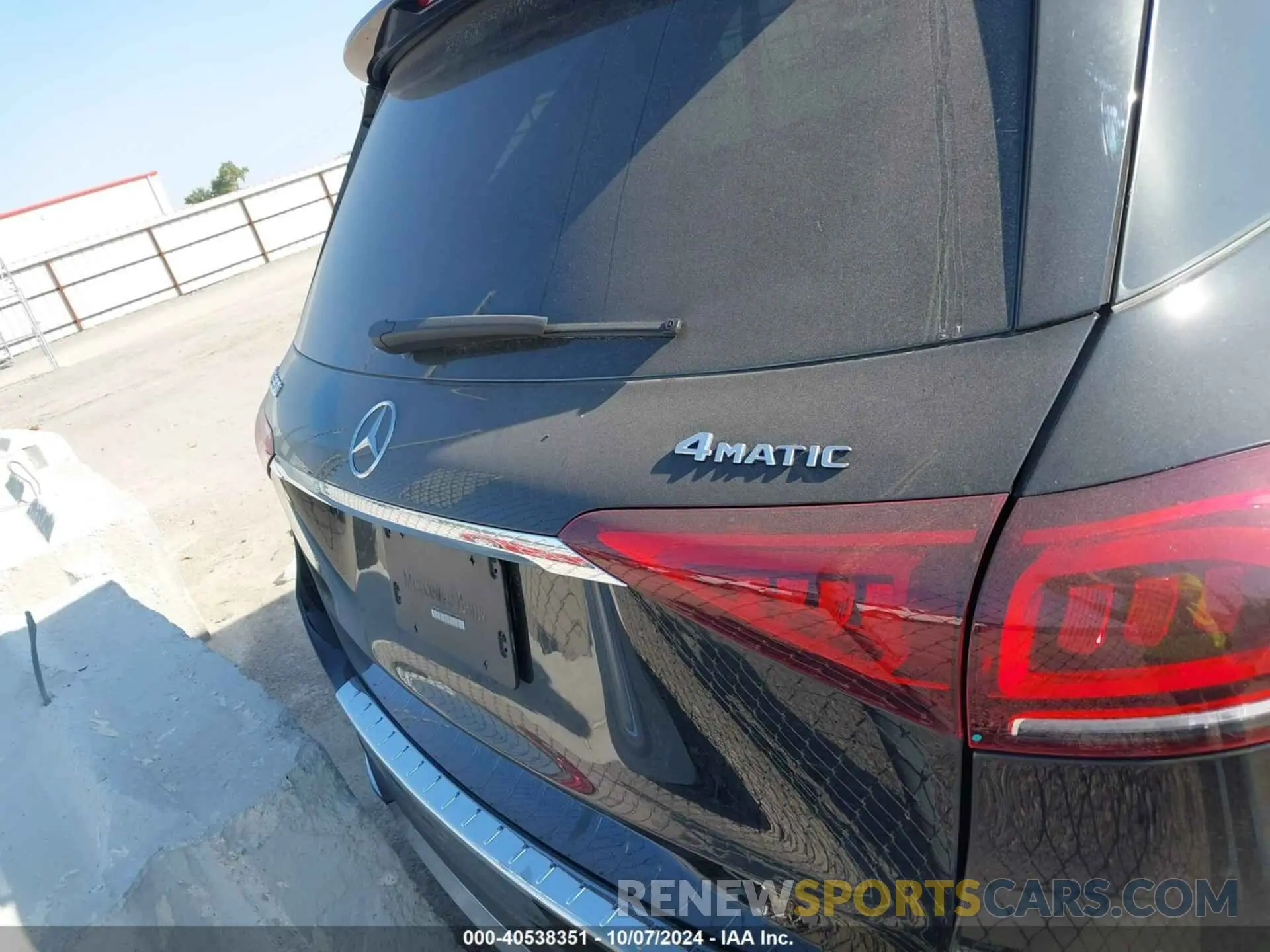 16 Photograph of a damaged car 4JGFB4KB9PA870436 MERCEDES-BENZ GLE 2023