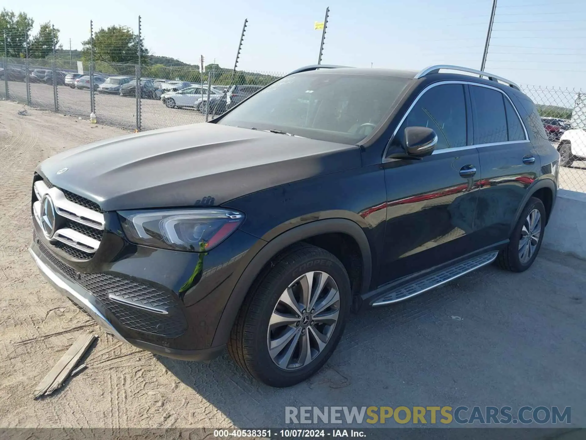 2 Photograph of a damaged car 4JGFB4KB9PA870436 MERCEDES-BENZ GLE 2023