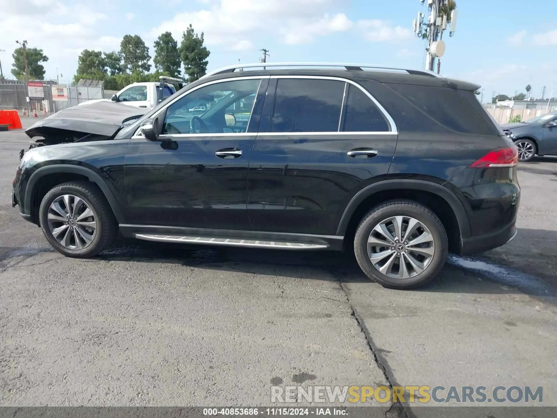 14 Photograph of a damaged car 4JGFB4JB1LA125448 MERCEDES-BENZ GLE 350 2020