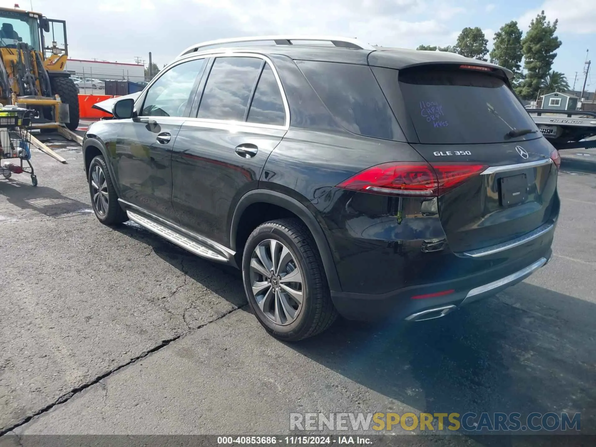3 Photograph of a damaged car 4JGFB4JB1LA125448 MERCEDES-BENZ GLE 350 2020