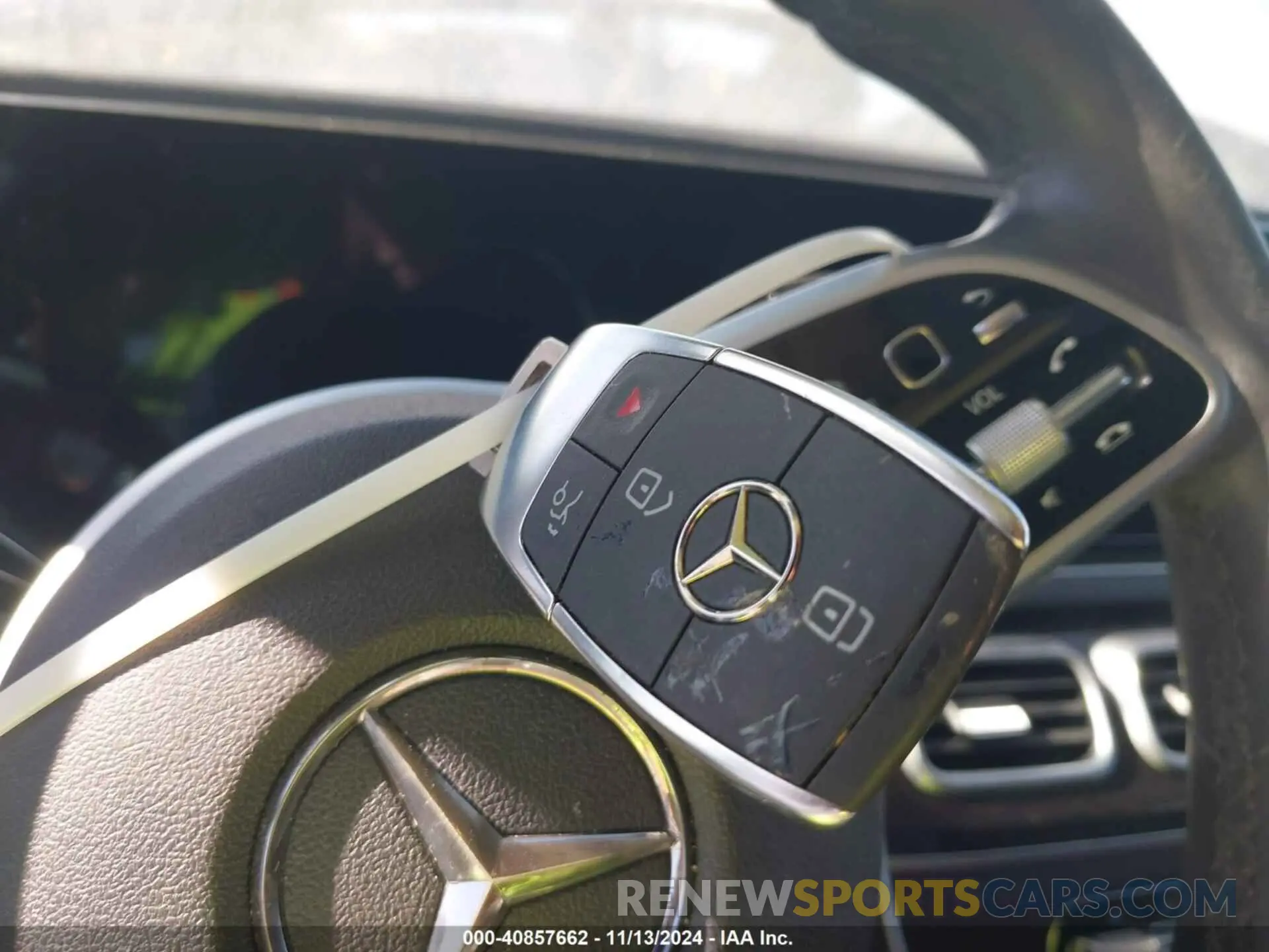 11 Photograph of a damaged car 4JGFB4JB4LA136864 MERCEDES-BENZ GLE 350 2020