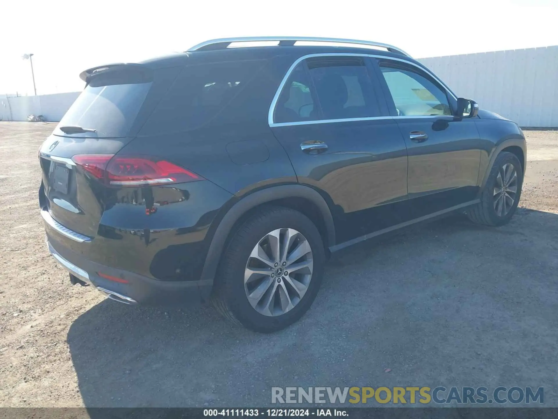 4 Photograph of a damaged car 4JGFB4JB6LA099283 MERCEDES-BENZ GLE 350 2020