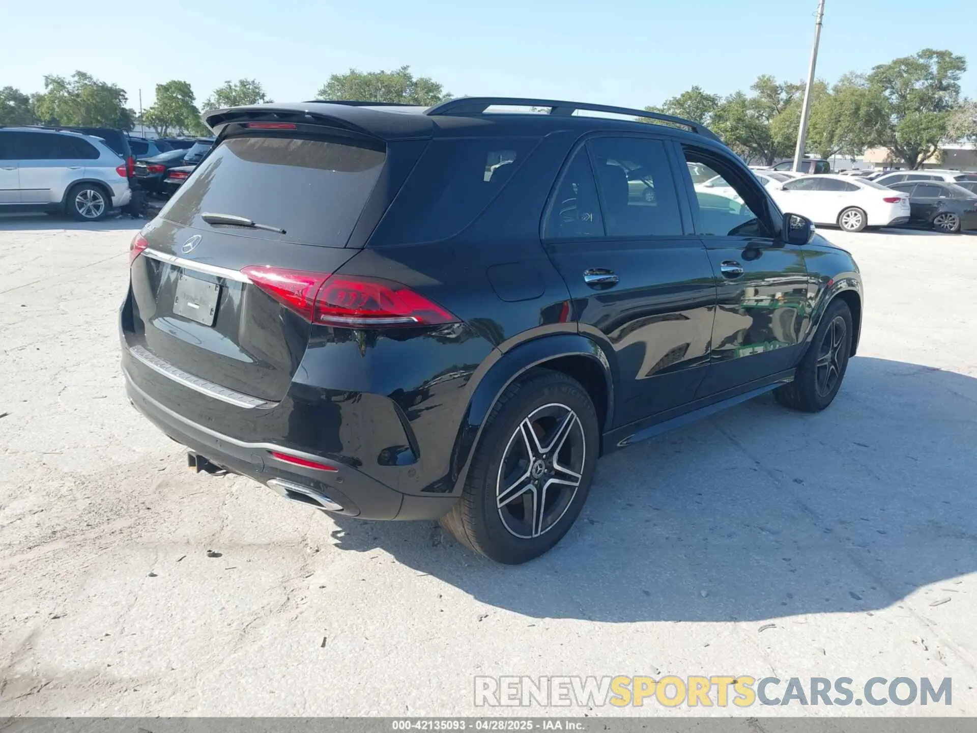 4 Фотография поврежденного автомобиля 4JGFB4JB6LA202864 MERCEDES-BENZ GLE 350 2020