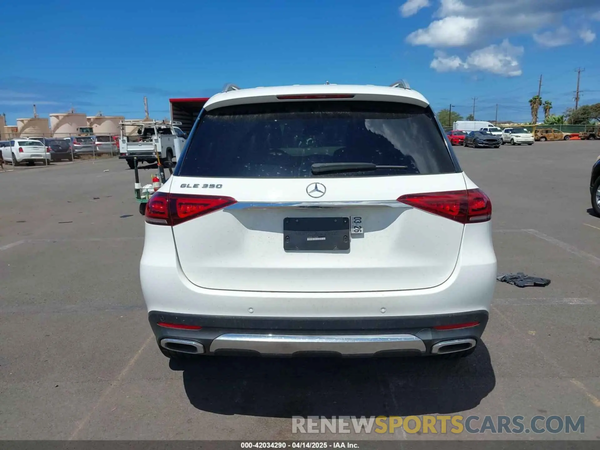 17 Photograph of a damaged car 4JGFB4JE9LA130519 MERCEDES-BENZ GLE 350 2020