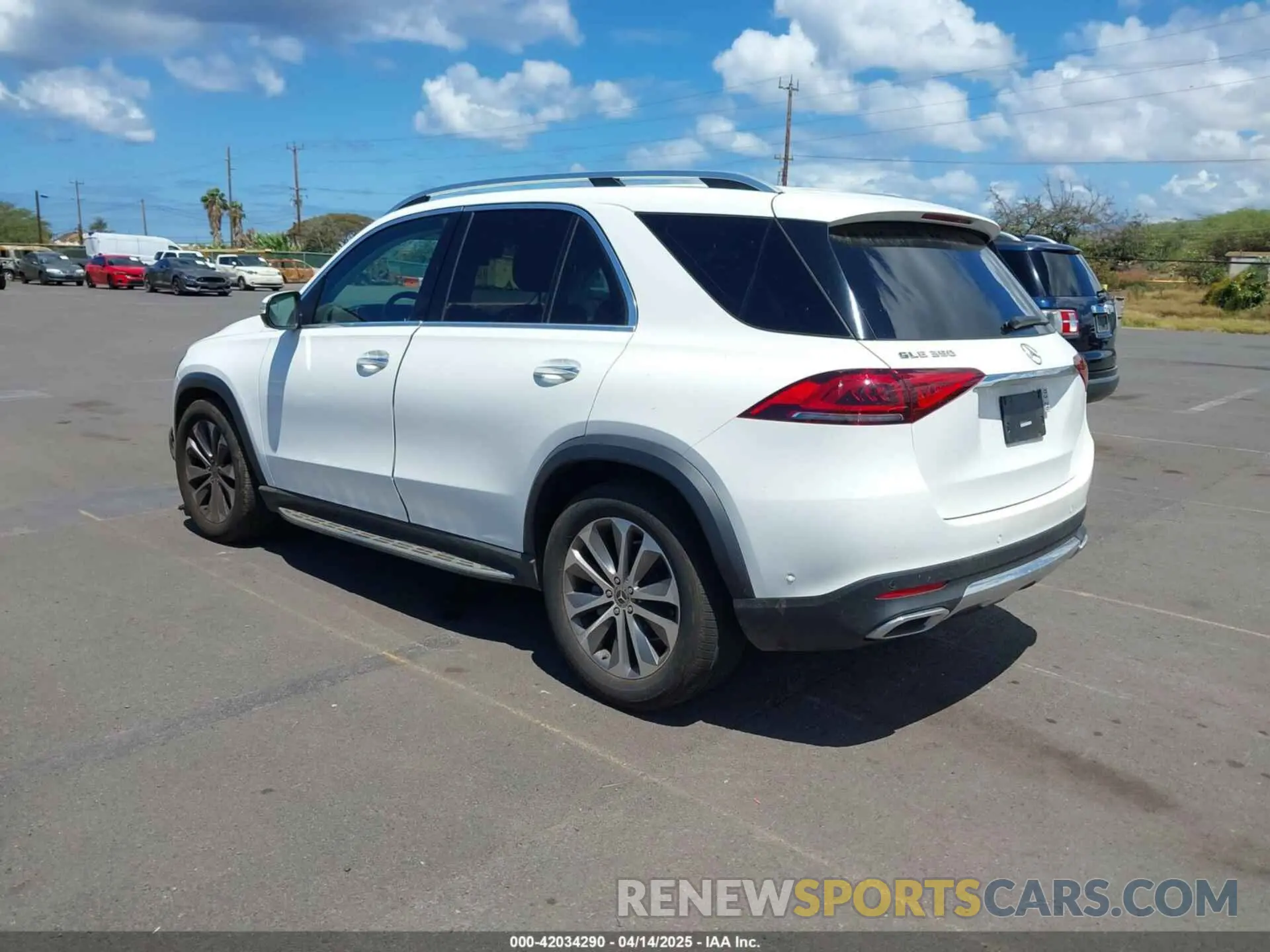 3 Photograph of a damaged car 4JGFB4JE9LA130519 MERCEDES-BENZ GLE 350 2020