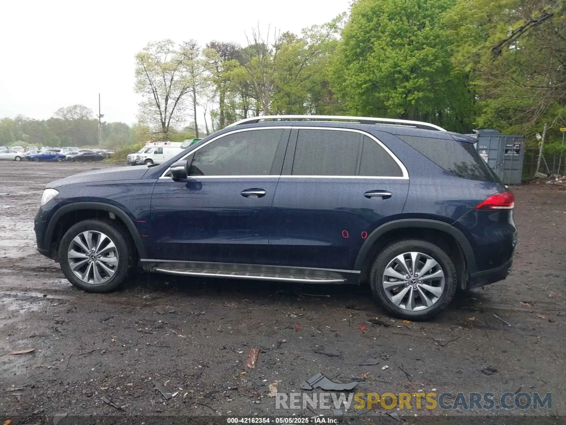 14 Photograph of a damaged car 4JGFB4KB1LA033657 MERCEDES-BENZ GLE 350 2020