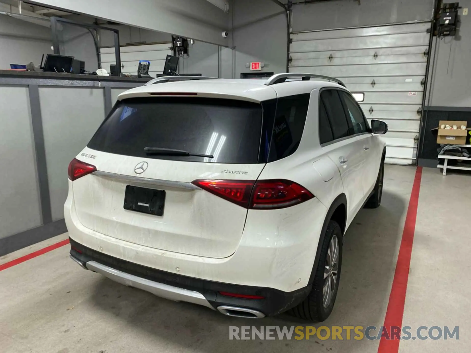 5 Photograph of a damaged car 4JGFB4KB1LA066058 MERCEDES-BENZ GLE 350 2020