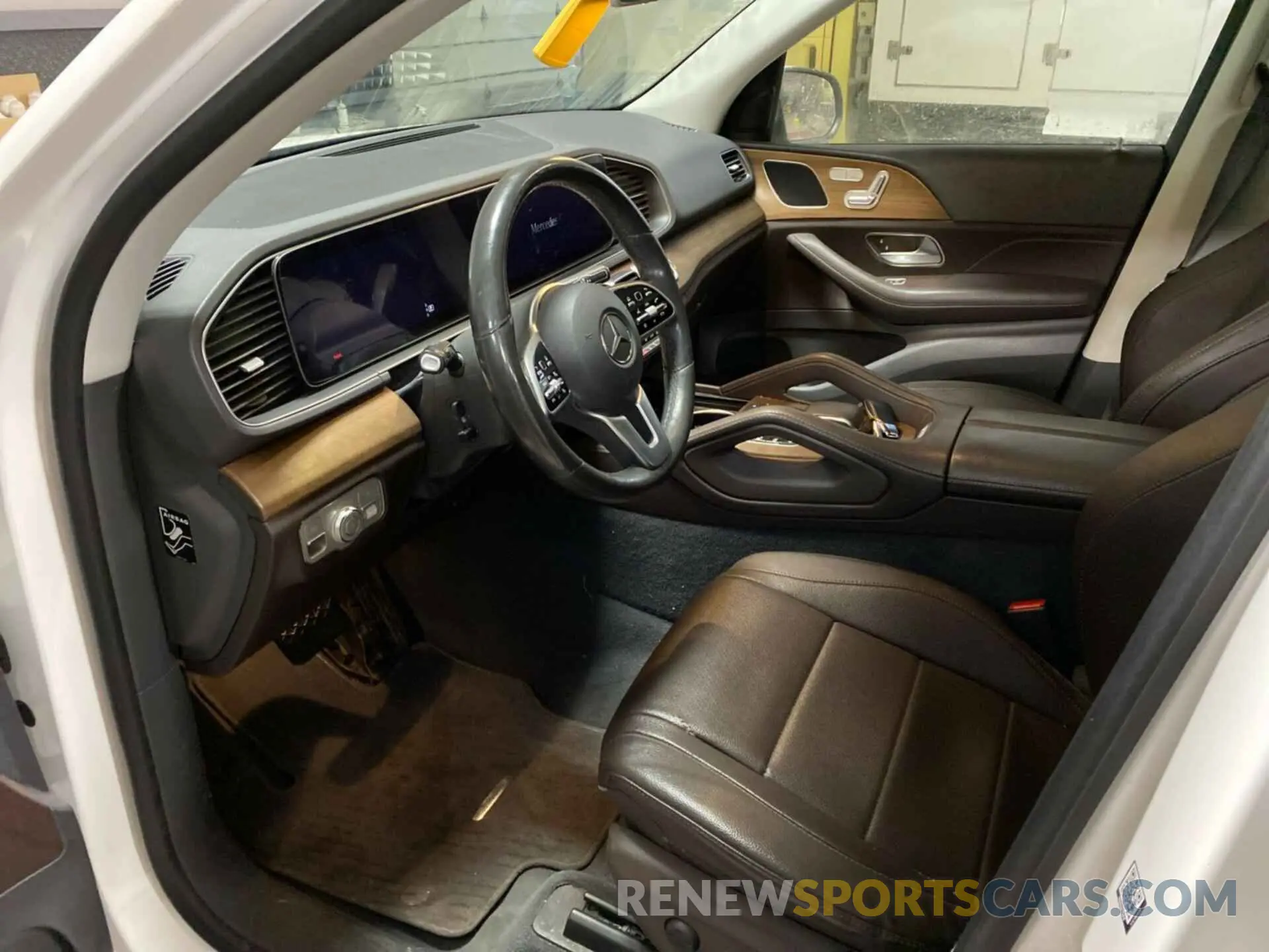 7 Photograph of a damaged car 4JGFB4KB1LA066058 MERCEDES-BENZ GLE 350 2020