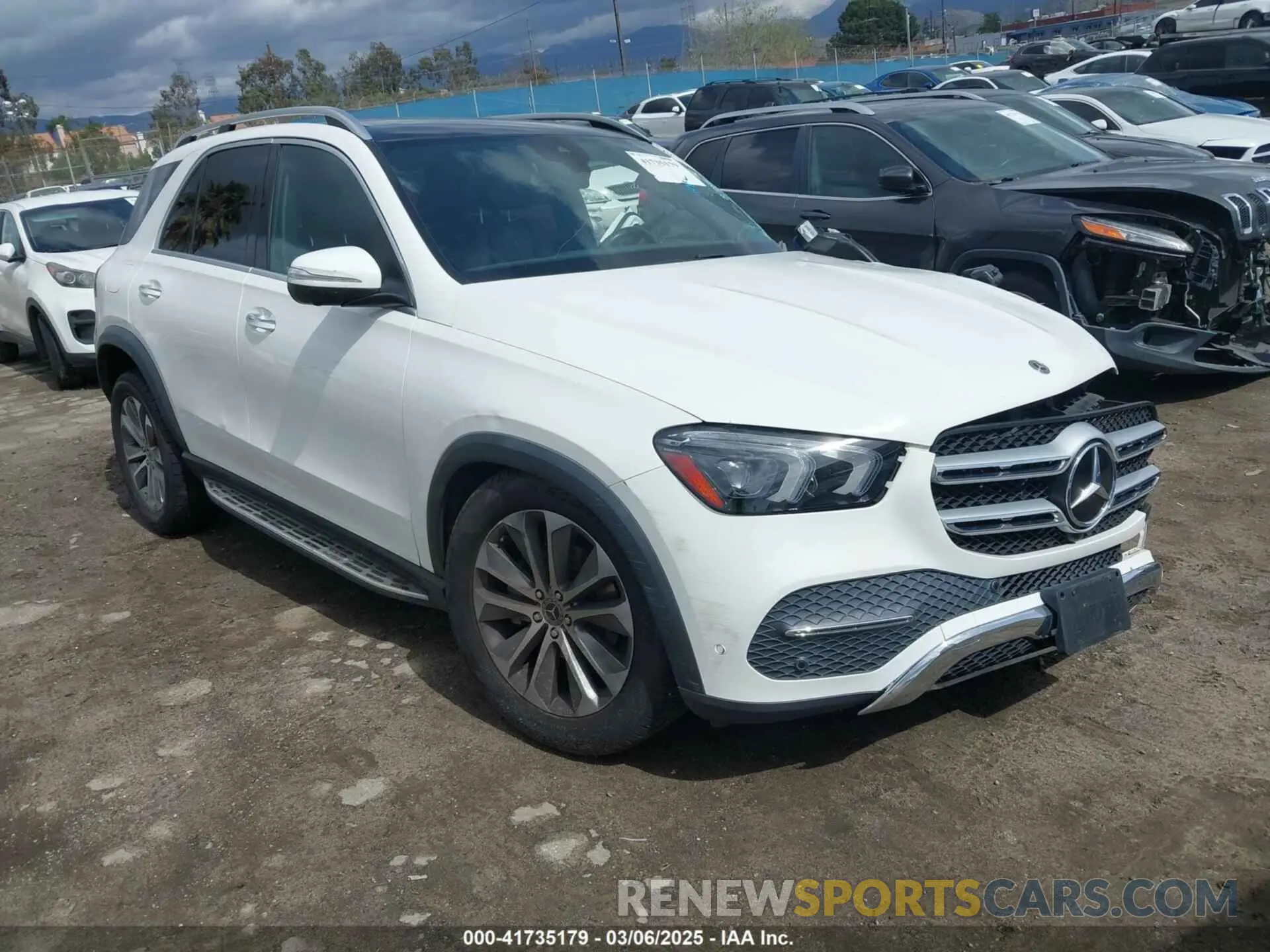1 Photograph of a damaged car 4JGFB4KB2LA063217 MERCEDES-BENZ GLE 350 2020