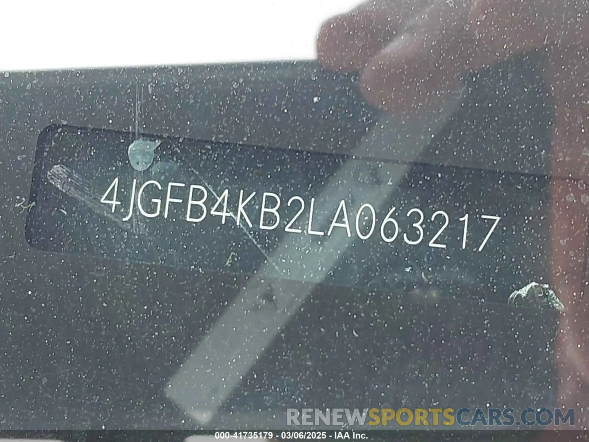 9 Photograph of a damaged car 4JGFB4KB2LA063217 MERCEDES-BENZ GLE 350 2020