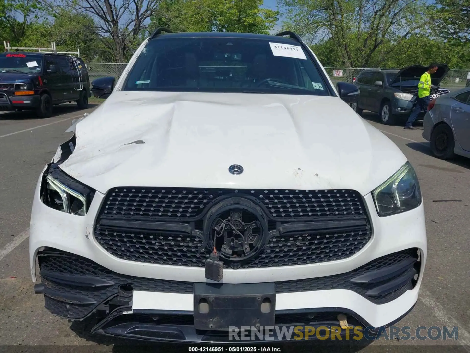 12 Photograph of a damaged car 4JGFB4KB2LA172745 MERCEDES-BENZ GLE 350 2020