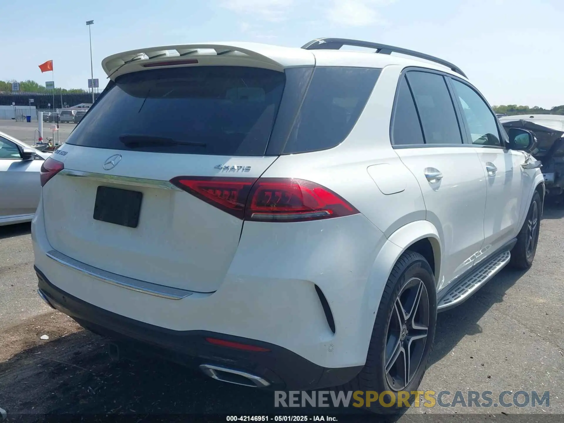 4 Photograph of a damaged car 4JGFB4KB2LA172745 MERCEDES-BENZ GLE 350 2020