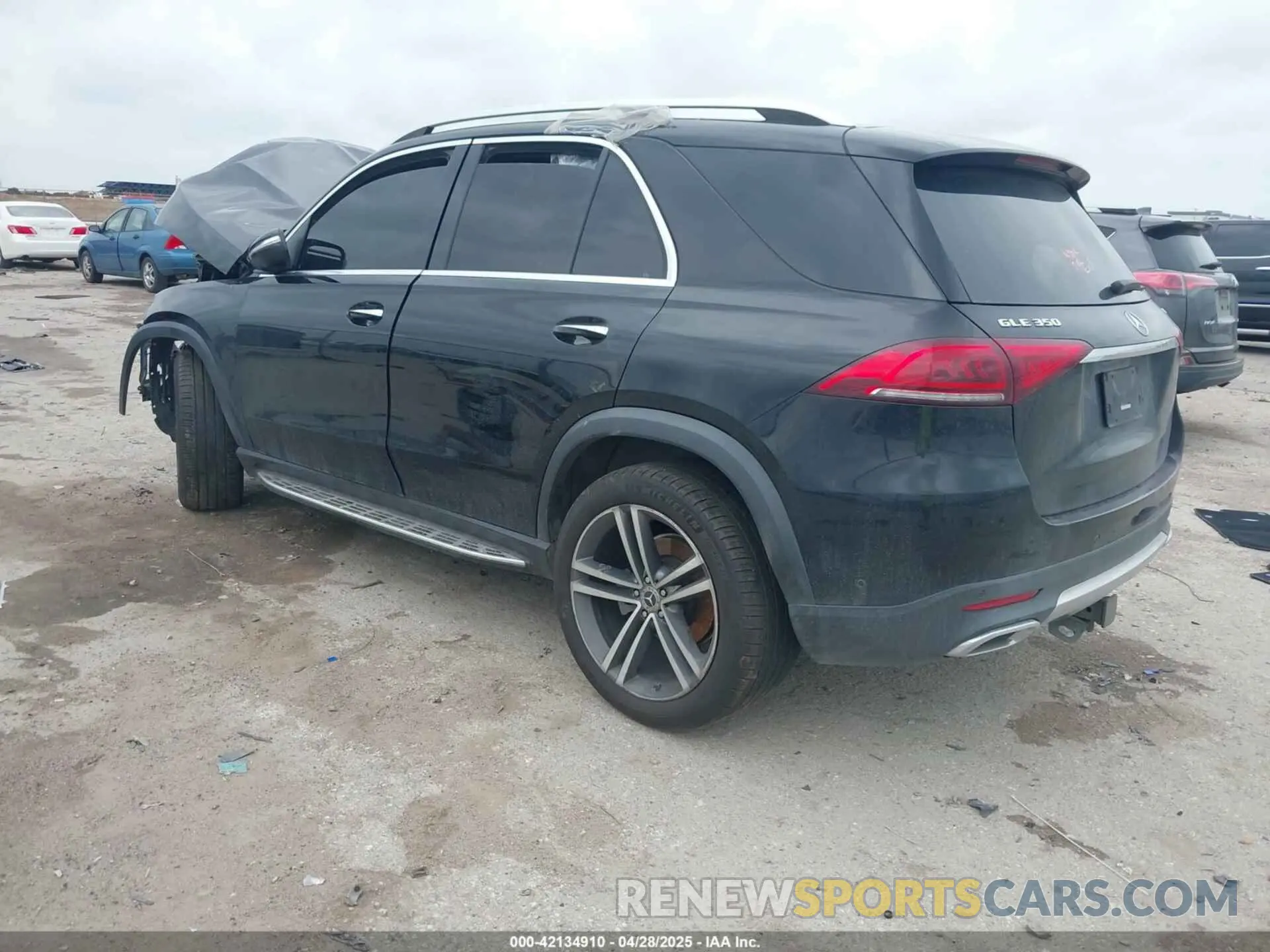 3 Photograph of a damaged car 4JGFB4KB3LA043879 MERCEDES-BENZ GLE 350 2020