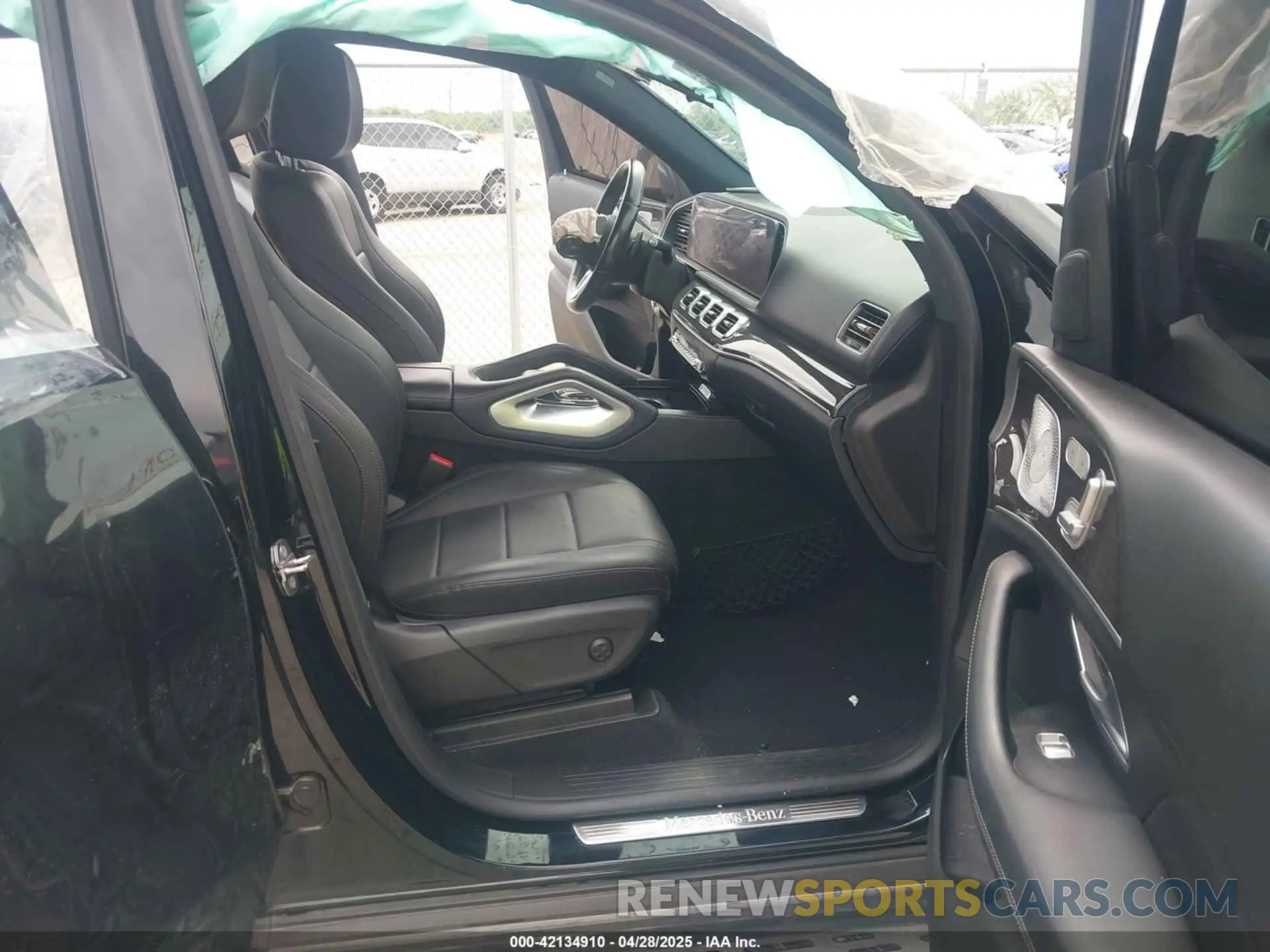 5 Photograph of a damaged car 4JGFB4KB3LA043879 MERCEDES-BENZ GLE 350 2020