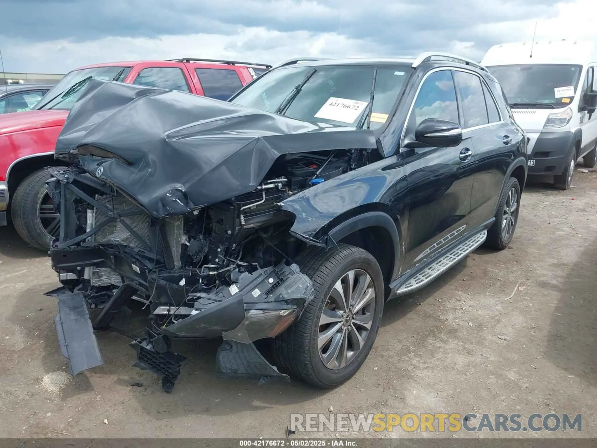 2 Photograph of a damaged car 4JGFB4KB4LA038559 MERCEDES-BENZ GLE 350 2020